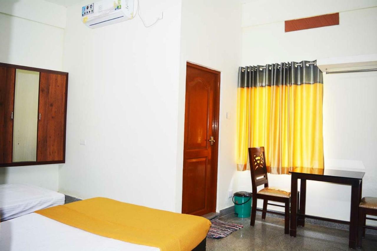 Kochi Jippus Galaxy Budget Air Port Hotel מראה חיצוני תמונה