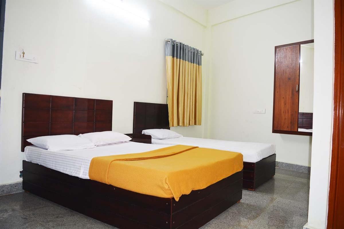Kochi Jippus Galaxy Budget Air Port Hotel מראה חיצוני תמונה