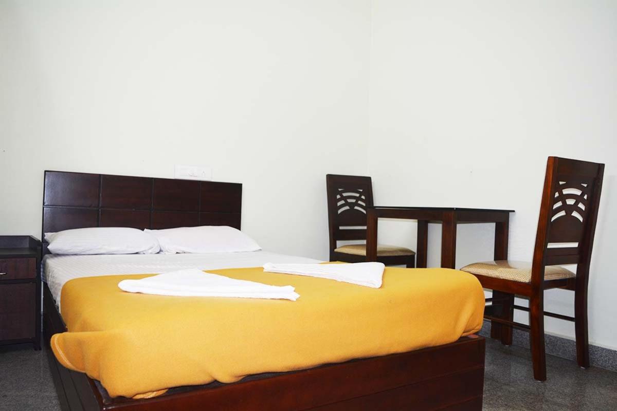 Kochi Jippus Galaxy Budget Air Port Hotel מראה חיצוני תמונה